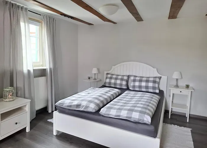 Semesterbostad N° 14 *