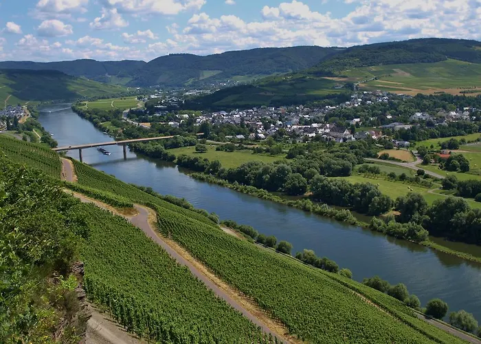 N° 14 Semesterbostad